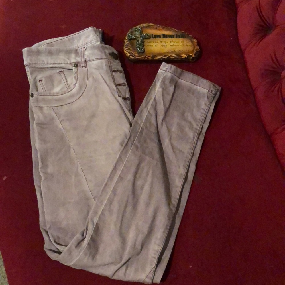 Ladies Janina pants 5/$20 item 🚪